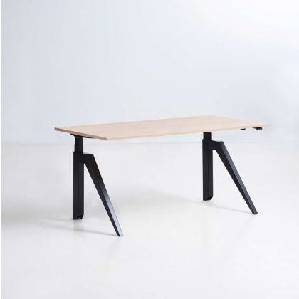 Cabale&#x20;-&#x20;Workdesk&#x20;1600x800&#x20;mm,&#x20;rectangular&#x20;columns,&#x20;electric&#x20;height&#x20;range&#x20;640&#x20;-1280&#x20;mm